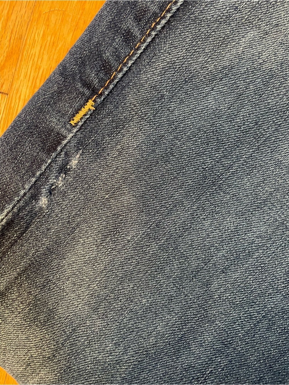 True Religion Men’s Distressed Denim Jordan Jeans - Picture 6 of 15